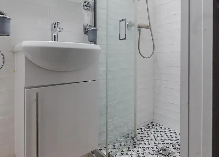 - Metro 7 Cadet - Quartier Faubourg-montmartre Apartman Párizs